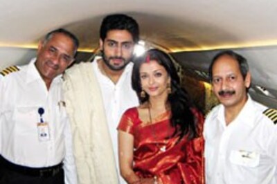 Pics: Ash-Abhi leaving on a jet plane