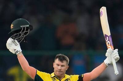 ICC World Cup 2023: David Warner Gives Delhi a Moment to Cherish in Yellow Outfit on Homecoming