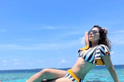 Hina Khan Looks Stunning In Bikini As She Chills By The Pool During Holiday In Maldives; See Pics