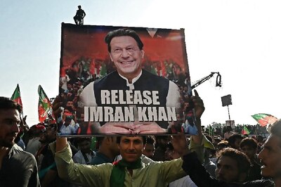 ‘No One Can Stop Them’: Pakistan Cops Clash With PTI Workers Demanding Imran Khan’s Release; Over 20 Injured