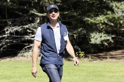 Jeff Bezos Surpasses Bill Gates to Become World's Richest Person of All Time