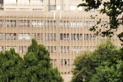 What is Universe Made of? IIT Delhi Professors to Help School Kids Answer in SciTech Lecture Series