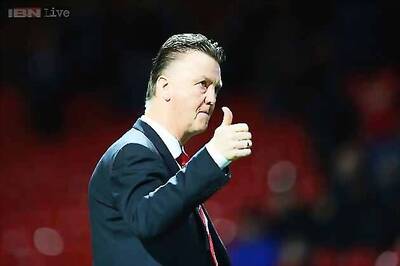 Louis van Gaal salutes Manchester United's dominant display in defeat