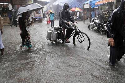 Rains Lash Mumbai, Slows Down Rush Hour Traffic
