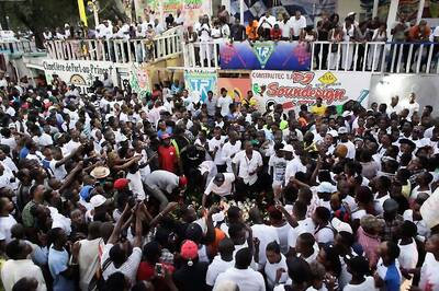 Haiti Mourns Hurricane Dead as Matthew Dwindles