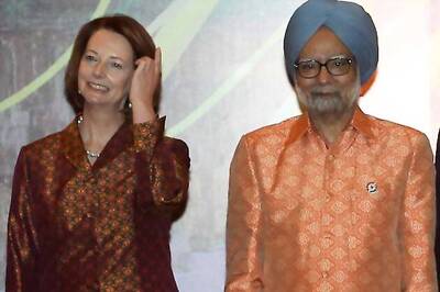 OMG! What is PM Manmohan Singh wearing at ASEAN?