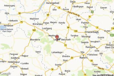 Police patrol party escapes Maoist blast in Latehar