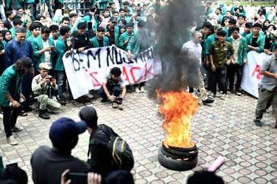 Anti-Rohingya Sentiment Fuelled by Fake News Greets Suffering Rohingya Refugees in Indonesia