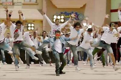Salman's 'Jai Ho' full song is out! Is this the unofficial Aam Aadmi Party anthem?