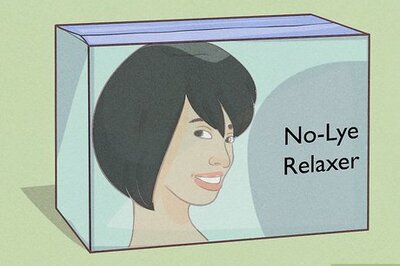 How to Apply a Hair Relaxer