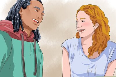 How to Maintain a Relationship with an Extrovert