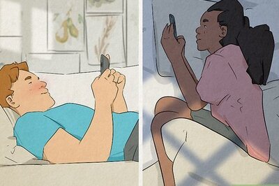 How to Wake Your Boyfriend Up through Text