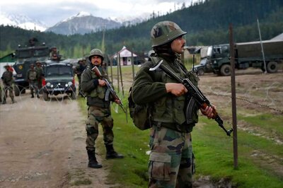 Pakistan Violates Ceasefire Along LoC in Rajouri , Poonch Districts