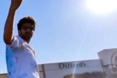 Kartik Aaryan Gets ‘Apne Desh Wali Feeling’ In Dallas As He Celebrates Holi With Fans; Watch Video