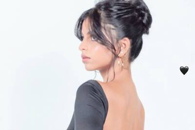 Shah Rukh Khan's Daughter Suhana Khan Burns Up Internet With Smoking Hot Pics in Sexy Backless Gown