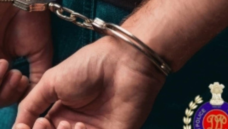 Man Stabs Class 12 Girl in Delhi; Family Says He Had Been 'Annoying' Her for Weeks