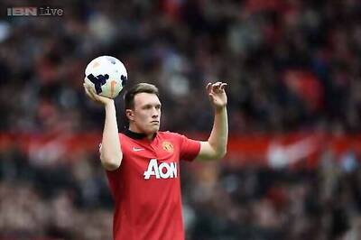 Manchester United's Phil Jones expected to be fit for World Cup