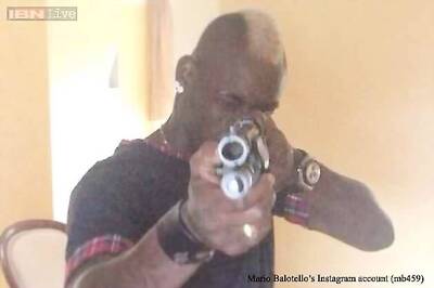 Mario Balotelli courts more controversy with gun photo