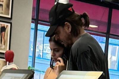 Shah Rukh Khan, Suhana Khan Spend Quality Time In New York, Enjoy Shopping Spree In UNSEEN Photo