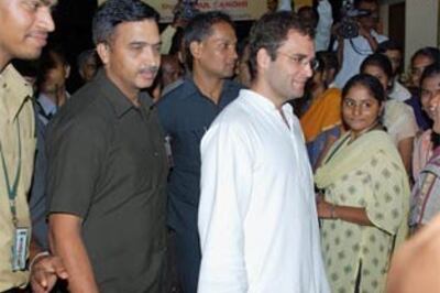 Work hard to regain power in TN, Rahul tells leaders