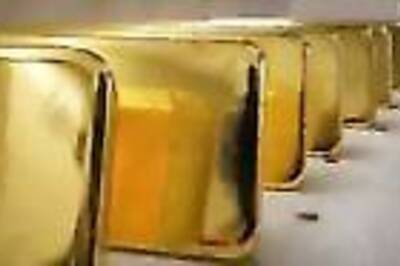 Gold Hits Near Two-week Peak On Softer Dollar; Focus On Fed Meeting