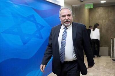 Israel Sees Bashar al-Assad Winning Syria War, Urges More US Involvement