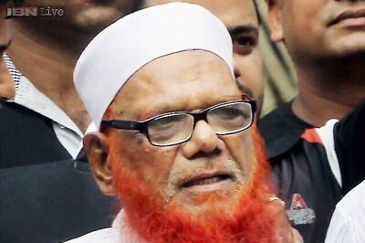 Pakistan nailed, Hafiz Saeed aide and LeT bomber Tunda arrested