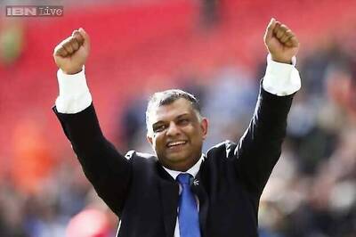 QPR owner Tony Fernandes to stand by Harry Redknapp