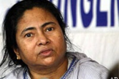 Cong sends Mamata feeler for panchayat poll