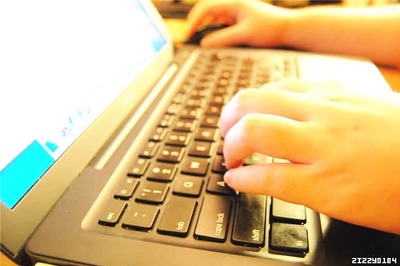 Shun sitting and stand for two hours daily in office