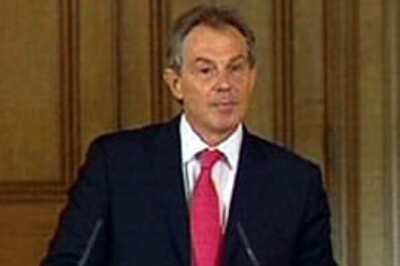 Tony Blair sleeps in the buff