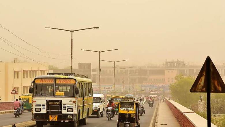 Govt to File Review Petition Against NGT Ban on Diesel Vehicles More Than 10 Years Old