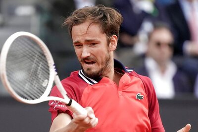 Daniil Medvedev Battles Past Hamad Medjedovic And Into Rome Last 16