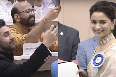 Ranbir Kapoor Proudly Films Alia Bhatt As She Accepts National Film Award 2023; Video Goes Viral