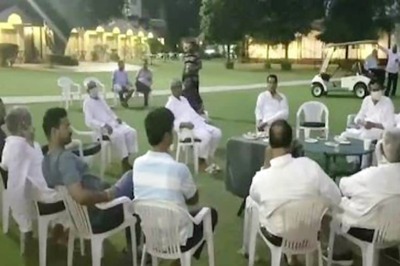 Sachin Pilot's Office Releases Video of Loyalist MLAs Strategising in Manesar Hotel Ahead of CLP Meet