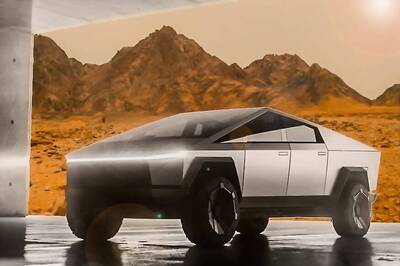 After Tesla Roadster, Musk Could Send a Cybertruck to Mars