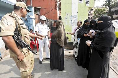 50,000 Security Personnel to Guard Last Phase of West Bengal Polls
