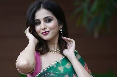 Niveditha Gowda’s Floral Green Chiffon Saree Is Ideal For Day Wear