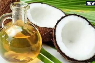 Massage your Scalp with These Essential Oils this Monsoon to Reduce Hairfall