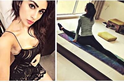 Mouni Roy's Latest Photo Acing the 180-Degree High Kick is Winning the Internet; See Pics