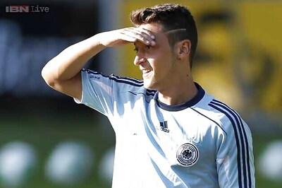 Wenger was key to signing for Arsenal: Mesut Ozil