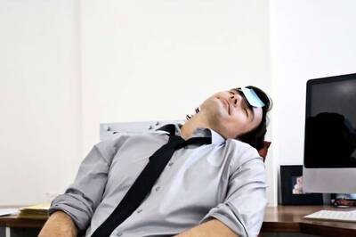 Man Falls Asleep At Work And Colleagues Make Him Believe That It Has Been 2 Days