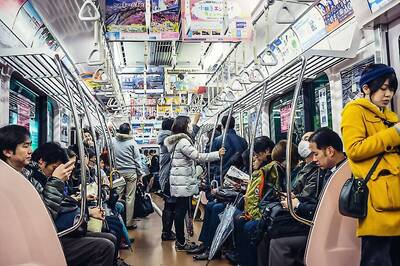 New App to Help Pregnant Woman Struggling to Get a Seat on Tokyo Metro