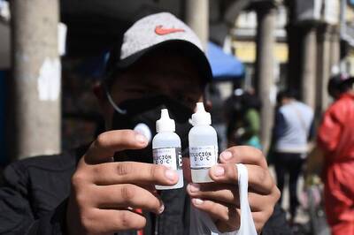 'What Do I Do? Can't Wait to Die in Hospital': Bolivians Buy Toxic Bleaching Agent Touted as Covid-19 Cure