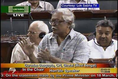 Moily transferred officer for raising queries over gas pricing: CPI