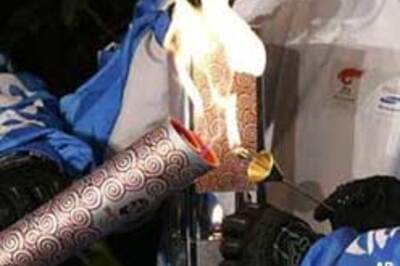 Tibetans storm Chinese Embassy, detained | Anti-China protests