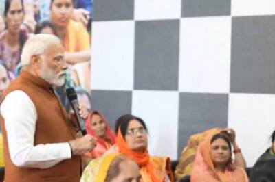 'Modi ji Ne Jhagda Badhaya?' In Chat with Women, PM's Light Moment on 'Dadagiri' & 'Selfie with Cows' | WATCH