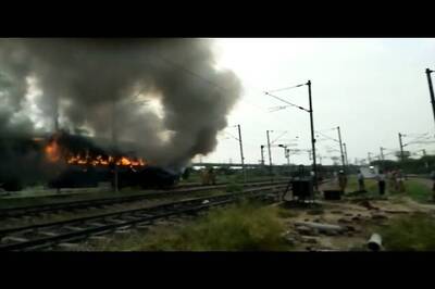 Train, Buses Set on Fire in Delhi as Dera Violence Spreads