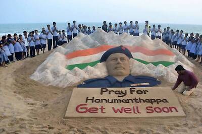 Sand sculpture at Puri beach to pray for Siachen braveheart