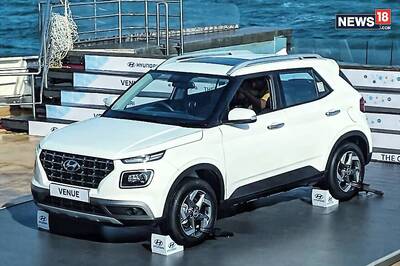 Hyundai Venue Sales Crosses 42,000 Units in 5 Months, 75,000 Bookings Received